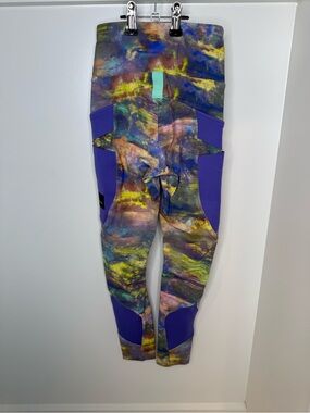 NWOT Lululemon Cargo Super-High-Rise Hiking Tight 25"